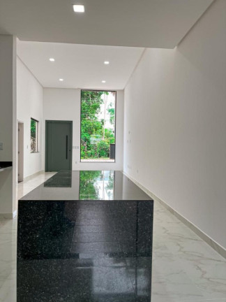 Imagem Casa com 3 Quartos à Venda, 140 m² em Ponta Negra - Manaus Imagem Casa com 3 Quartos à Venda, 140 m² em Ponta Negra - Manaus