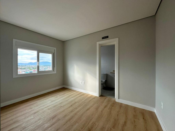 Imagem Apartamento com 3 Quartos à Venda, 146 m² em Navegantes - Capao Da Canoa Imagem Apartamento com 3 Quartos à Venda, 146 m² em Navegantes - Capao Da Canoa