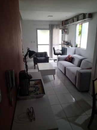 Imagem Casa com 2 Quartos à Venda, 120 m² em Vila De Abrantes (abrantes) - Camaçari