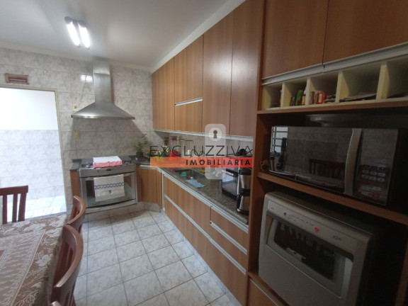 Imagem Casa com 3 Quartos à Venda, 200 m² em Conjunto Moacyr De Alvarenga Peixoto - Taubaté Imagem Casa com 3 Quartos à Venda, 200 m² em Conjunto Moacyr De Alvarenga Peixoto - Taubaté