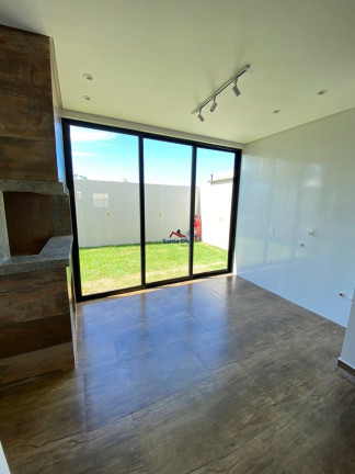 Imagem Sobrado com 3 Quartos à Venda, 182 m² em Ingleses Do Rio Vermelho - Florianópolis Imagem Sobrado com 3 Quartos à Venda, 182 m² em Ingleses Do Rio Vermelho - Florianópolis