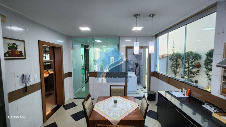 Imagem Casa com 3 Quartos à Venda,  em Flores - Manaus
