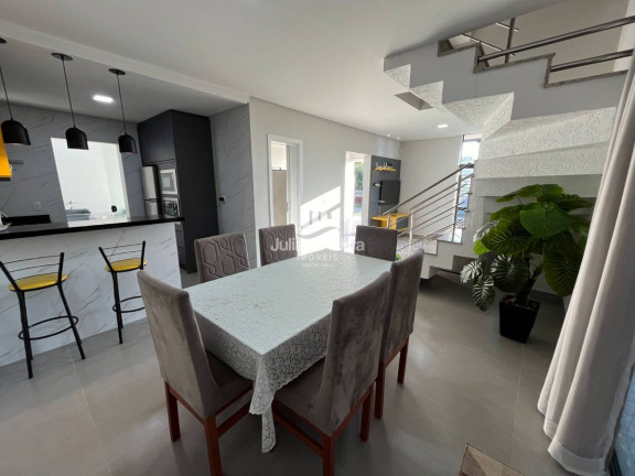 Imagem Sobrado com 3 Quartos à Venda, 176 m² em Sai Mirim - Itapoá Imagem Sobrado com 3 Quartos à Venda, 176 m² em Sai Mirim - Itapoá
