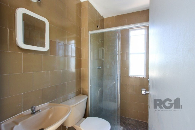 Imagem Imóvel com 2 Quartos à Venda, 110 m² em Camaquã - Porto Alegre Imagem Imóvel com 2 Quartos à Venda, 110 m² em Camaquã - Porto Alegre