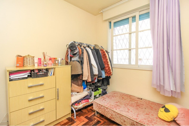 Imagem Imóvel com 3 Quartos à Venda, 82 m² em Teresópolis - Porto Alegre Imagem Imóvel com 3 Quartos à Venda, 82 m² em Teresópolis - Porto Alegre
