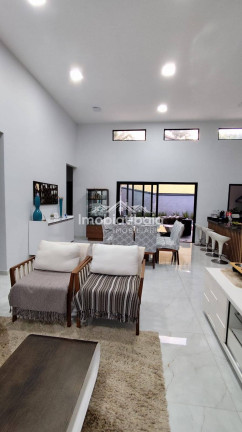 Imagem Casa de Condomínio com 3 Quartos à Venda, 340 m² em Condomínio Alpes D Ouro - Bom Jesus Dos Perdões