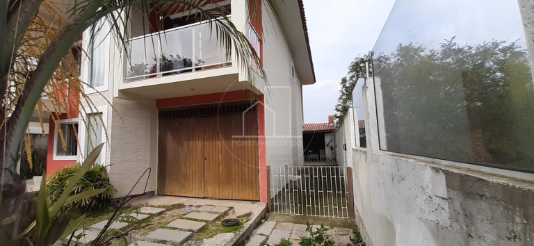 Imagem Casa com 4 Quartos à Venda, 200 m² em São João Do Rio Vermelho - Florianópolis Imagem Casa com 4 Quartos à Venda, 200 m² em São João Do Rio Vermelho - Florianópolis