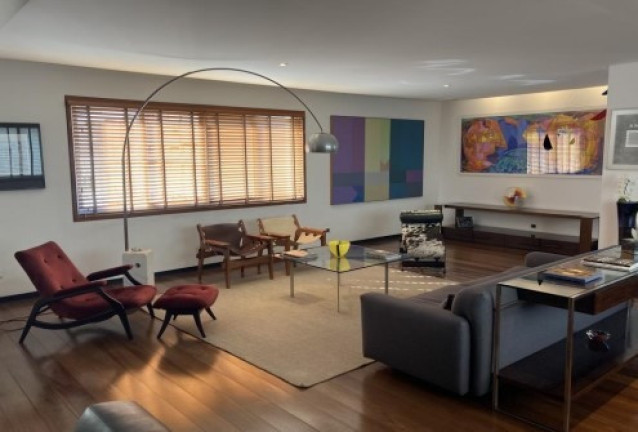 Imóvel com 2 Quartos à Venda, 220 m² em Higienópolis - São Paulo