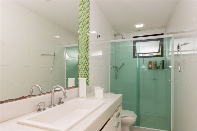 Imagem Imóvel com 4 Quartos à Venda, em Vila Andrade - São Paulo Imagem Imóvel com 4 Quartos à Venda, em Vila Andrade - São Paulo