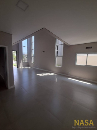 Imagem Casa com 3 Quartos à Venda, 365 m² em Jardim Itália - Cuiabá Imagem Casa com 3 Quartos à Venda, 365 m² em Jardim Itália - Cuiabá