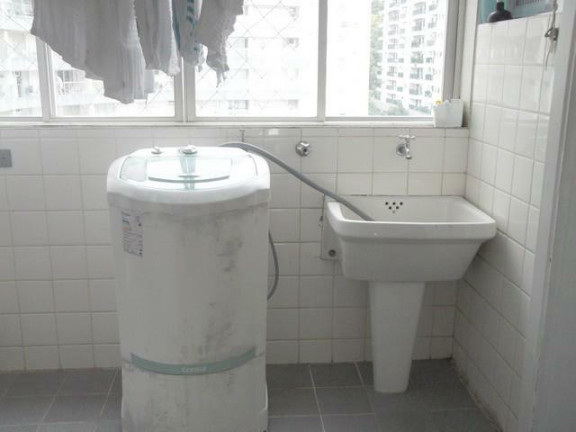 Imagem Apartamento com 3 Quartos à Venda, 200 m² em Pitangueiras - Guarujá Imagem Apartamento com 3 Quartos à Venda, 200 m² em Pitangueiras - Guarujá