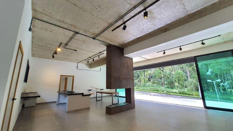 Imagem Casa com 4 Quartos à Venda, 851 m² em Quebra Frascos - Teresópolis