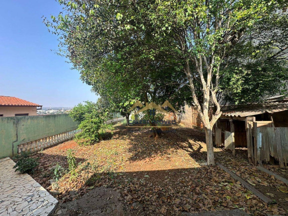 Imagem Casa com 3 Quartos à Venda, 137 m² em Centro - Tatuí Imagem Casa com 3 Quartos à Venda, 137 m² em Centro - Tatuí