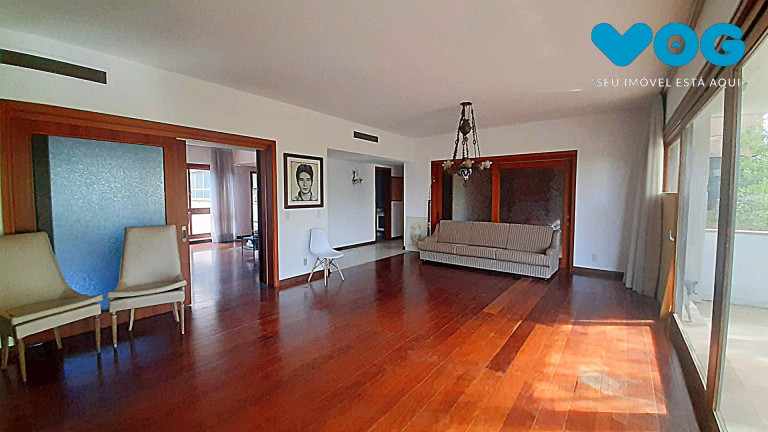 Imagem Imóvel com 3 Quartos à Venda, 257 m² em Petrópolis - Porto Alegre