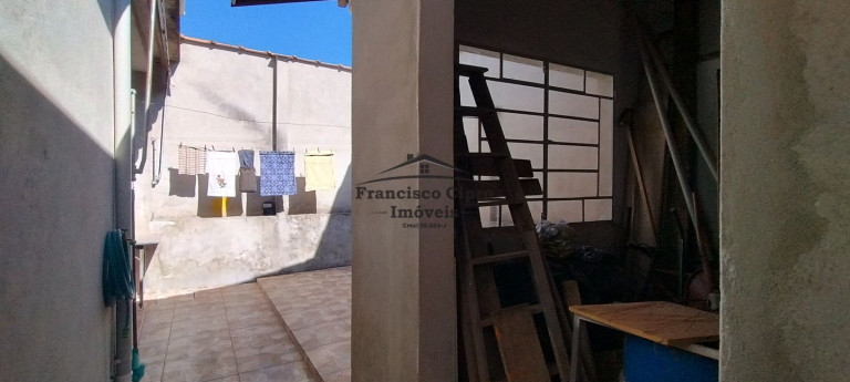 Imagem Sobrado com 2 Quartos à Venda, 180 m² em Cohab - Guaratinguetá Imagem Sobrado com 2 Quartos à Venda, 180 m² em Cohab - Guaratinguetá