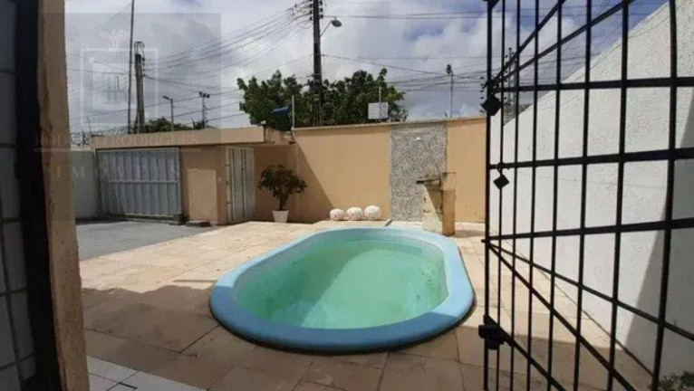 Imagem Casa com 4 Quartos à Venda, 330 m² em Jardim Das Oliveiras - Fortaleza
