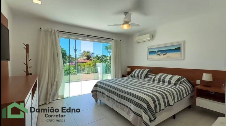 Imagem Casa com 3 Quartos à Venda, 350 m² em Praia Do Canto - Búzios