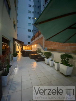 Imagem Apartamento com 4 Quartos à Venda, 287 m² em Meia Praia - Itapema
