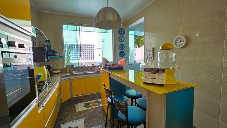 Imagem Casa com 4 Quartos à Venda, 214 m² em Taquara - Rio De Janeiro Imagem Casa com 4 Quartos à Venda, 214 m² em Taquara - Rio De Janeiro