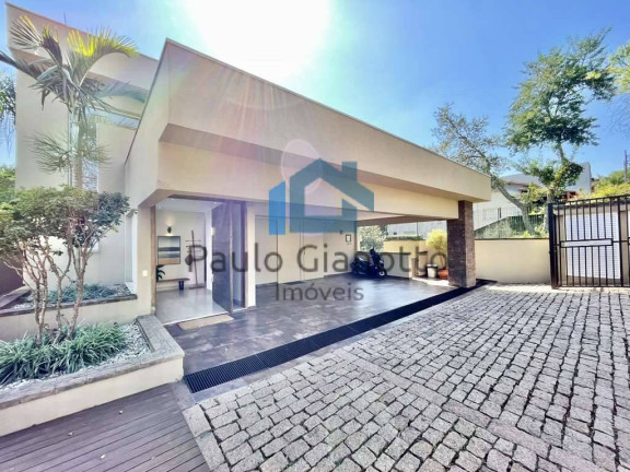 Casa de Condomínio com 4 Quartos à Venda, 244 m² em Chácara Moinho Velho - Carapicuíba