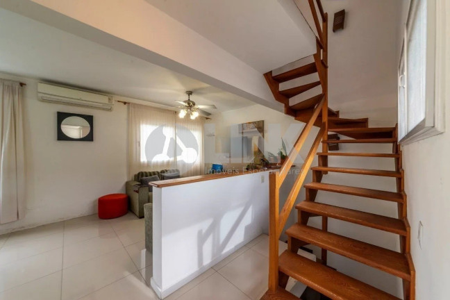 Imagem Imóvel com 3 Quartos à Venda, 130 m² em Ipanema - Porto Alegre