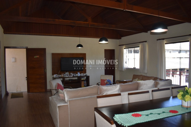Imagem Casa com 4 Quartos à Venda, 2 m² em Região Da Floresta Negra - Campos Do Jordão Imagem Casa com 4 Quartos à Venda, 2 m² em Região Da Floresta Negra - Campos Do Jordão