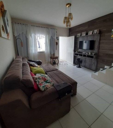 Imagem Sobrado com 3 Quartos à Venda, 90 m² em Santa Regina - Camboriú