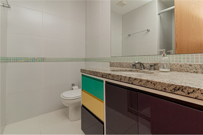 Imagem Imóvel com 2 Quartos à Venda, em Passo Da Areia - Porto Alegre Imagem Imóvel com 2 Quartos à Venda, em Passo Da Areia - Porto Alegre