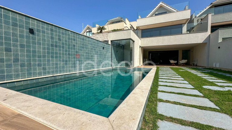 Imagem Casa de Condomínio com 4 Quartos para Alugar,  em Barra Da Tijuca - Rio De Janeiro