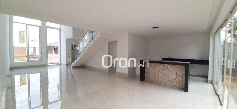 Imagem Sobrado com 4 Quartos à Venda, 203 m² em Santa Genoveva - Goiânia Imagem Sobrado com 4 Quartos à Venda, 203 m² em Santa Genoveva - Goiânia