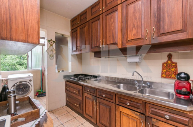 Imagem Apartamento com 3 Quartos à Venda, 130 m² em Moinhos De Vento - Porto Alegre Imagem Apartamento com 3 Quartos à Venda, 130 m² em Moinhos De Vento - Porto Alegre