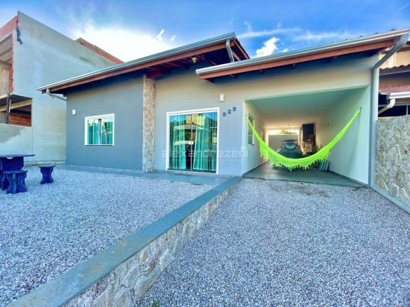 Imagem Casa com 3 Quartos à Venda, 121 m² em Bombas - Bombinhas Imagem Casa com 3 Quartos à Venda, 121 m² em Bombas - Bombinhas