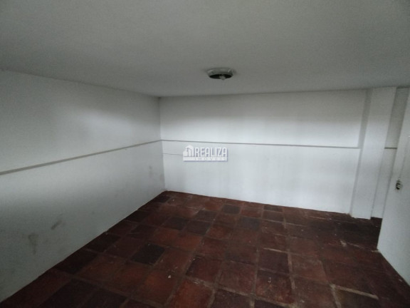 Imagem Casa com 3 Quartos para Alugar, 256 m² em Nossa Senhora Da Abadia - Uberaba Imagem Casa com 3 Quartos para Alugar, 256 m² em Nossa Senhora Da Abadia - Uberaba