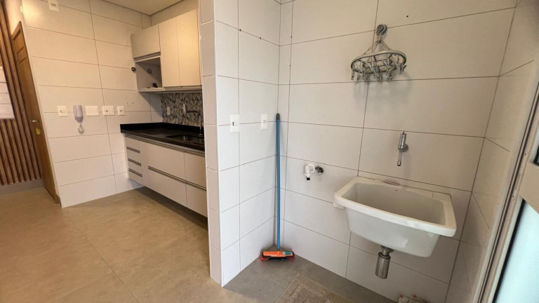Imagem Apartamento com 2 Quartos à Venda, 76 m² em Embaré - Santos
