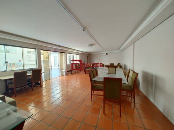 Imagem Apartamento com 3 Quartos à Venda, 122 m² em Centro - Florianópolis Imagem Apartamento com 3 Quartos à Venda, 122 m² em Centro - Florianópolis