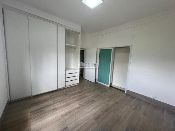 Imagem Casa de Condomínio com 5 Quartos à Venda, 340 m² em Recreio Dos Bandeirantes - Uberaba Imagem Casa de Condomínio com 5 Quartos à Venda, 340 m² em Recreio Dos Bandeirantes - Uberaba