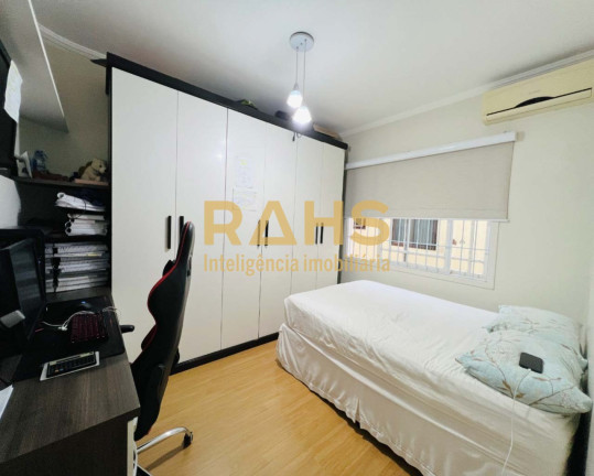 Imagem Casa com 4 Quartos à Venda, 226 m² em Costa E Silva - Joinville Imagem Casa com 4 Quartos à Venda, 226 m² em Costa E Silva - Joinville