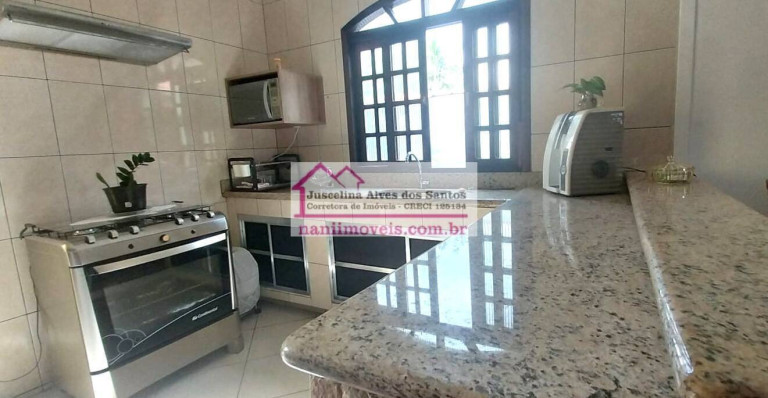 Imagem Casa com 3 Quartos à Venda, 360 m² em Pontal De Santa Marina - Caraguatatuba Imagem Casa com 3 Quartos à Venda, 360 m² em Pontal De Santa Marina - Caraguatatuba