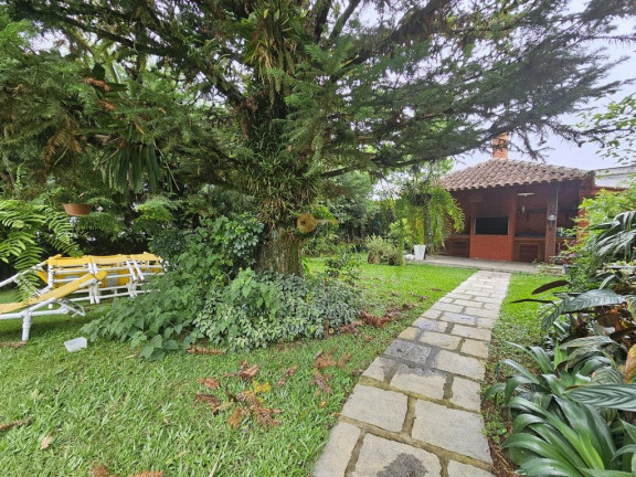 Imagem Casa com 4 Quartos à Venda, 329 m² em Alto - Teresópolis Imagem Casa com 4 Quartos à Venda, 329 m² em Alto - Teresópolis