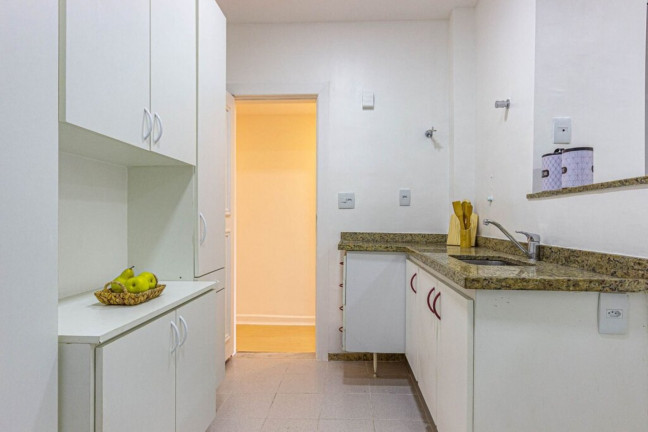 Imagem Imóvel com 2 Quartos à Venda, 92 m² em Gávea - Rio De Janeiro Imagem Imóvel com 2 Quartos à Venda, 92 m² em Gávea - Rio De Janeiro