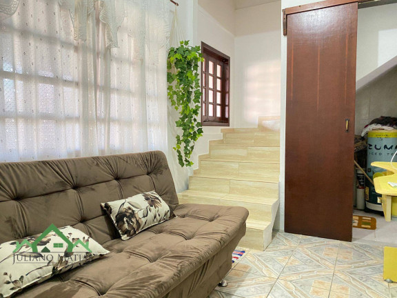 Imagem Casa com 4 Quartos à Venda, 130 m² em Centro - Balneário Barra Do Sul Imagem Casa com 4 Quartos à Venda, 130 m² em Centro - Balneário Barra Do Sul