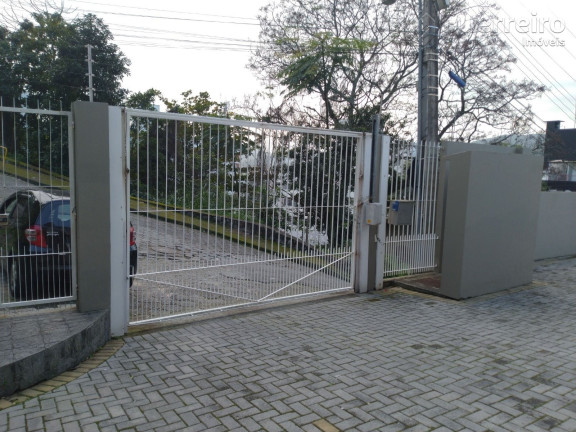 Imagem Edifício Residencial com 11 Quartos à Venda, 1.040 m² em Carvoeira - Florianópolis Imagem Edifício Residencial com 11 Quartos à Venda, 1.040 m² em Carvoeira - Florianópolis