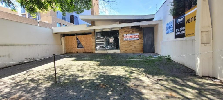 Imagem Imóvel com 3 Quartos à Venda, 698 m² em Cambuí - Campinas Imagem Imóvel com 3 Quartos à Venda, 698 m² em Cambuí - Campinas