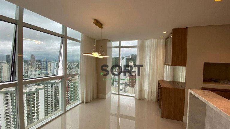 Imagem Apartamento com 4 Quartos para Alugar, 144 m² em Centro - Balneário Camboriú