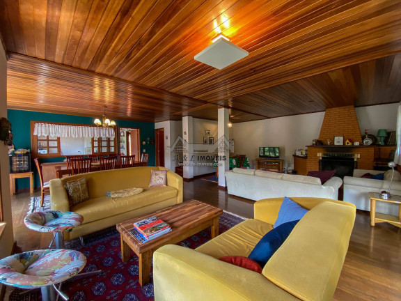 Imagem Casa com 6 Quartos à Venda, 300 m² em Alto Capivari - Campos Do Jordão Imagem Casa com 6 Quartos à Venda, 300 m² em Alto Capivari - Campos Do Jordão