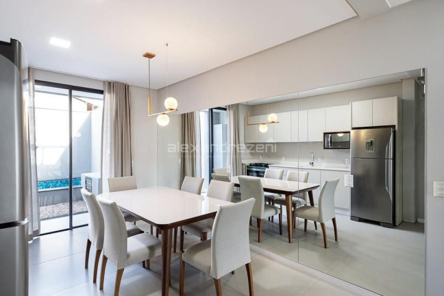 Imagem Sobrado com 3 Quartos à Venda, 150 m² em Canto Grande - Bombinhas Imagem Sobrado com 3 Quartos à Venda, 150 m² em Canto Grande - Bombinhas