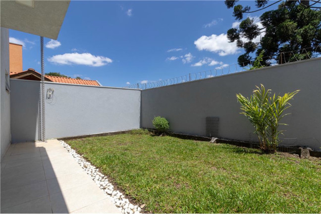 Imagem Casa com 3 Quartos à Venda, 218 m² em Pilarzinho - Curitiba Imagem Casa com 3 Quartos à Venda, 218 m² em Pilarzinho - Curitiba