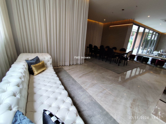 Imagem Imóvel com 4 Quartos à Venda, 244 m² em Moema - São Paulo Imagem Imóvel com 4 Quartos à Venda, 244 m² em Moema - São Paulo