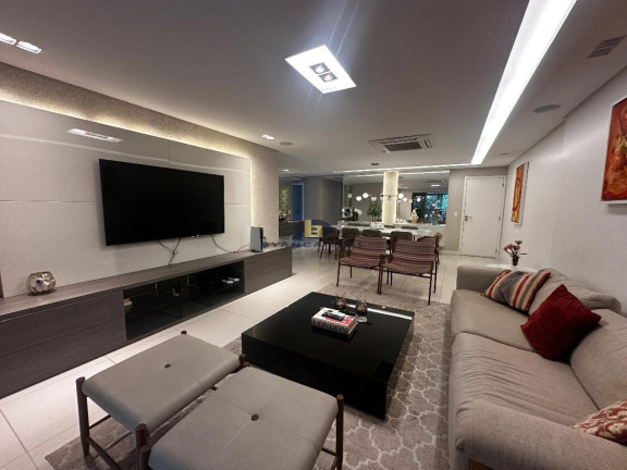 Imagem Apartamento com 4 Quartos à Venda, 190 m² em Jaqueira - Recife