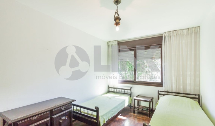 Imagem Casa com 5 Quartos à Venda, 280 m² em Três Figueiras - Porto Alegre Imagem Casa com 5 Quartos à Venda, 280 m² em Três Figueiras - Porto Alegre